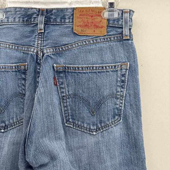 Vintage Levi's 501 Mens Actual 31x31 Blue Button Fly Jeans 90s Y2K Made In USA - Picture 1 of 11